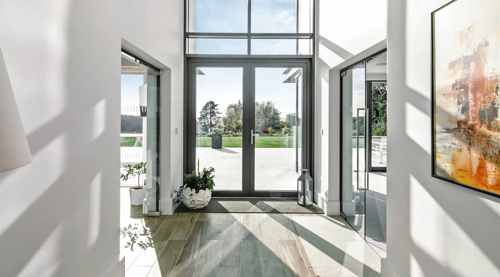 Porte d'entrée en aluminium